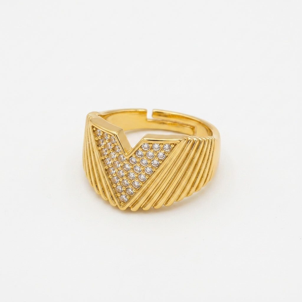 amber v ring